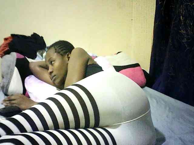 Sweetebonny webcam