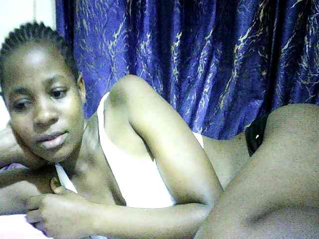 Sweetebonny webcam