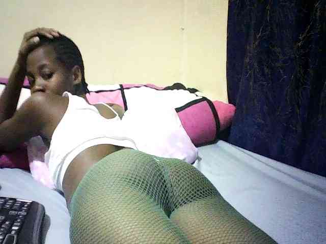 Sweetebonny webcam
