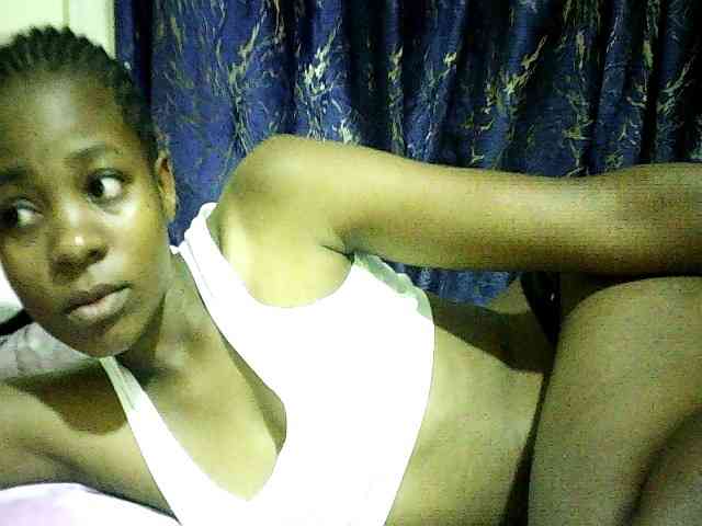 Sweetebonny webcam