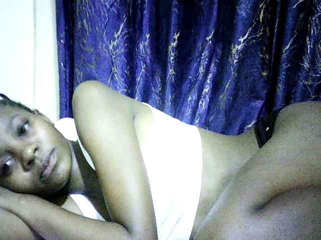 Sweetebonny webcam