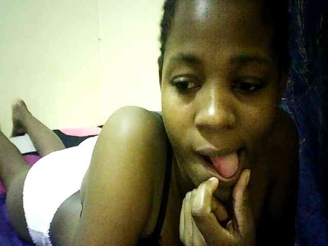 Sweetebonny webcam