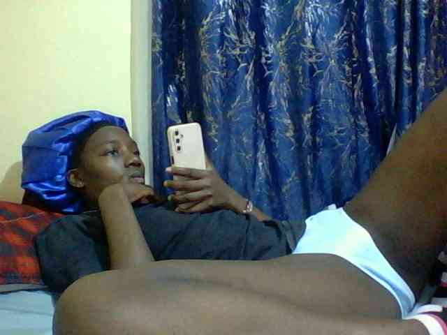 Sweetebonny webcam