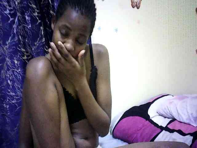 Sweetebonny webcam