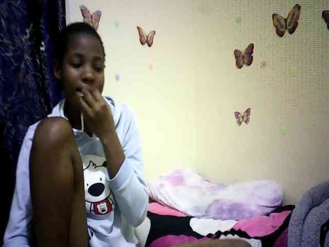 Sweetebonny webcam