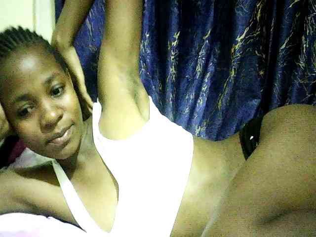 Sweetebonny webcam