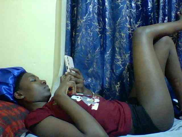 Sweetebonny webcam
