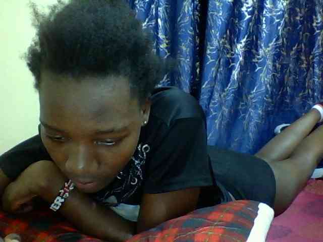 Sweetebonny webcam