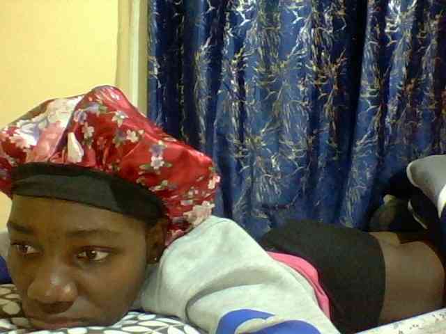 Sweetebonny webcam