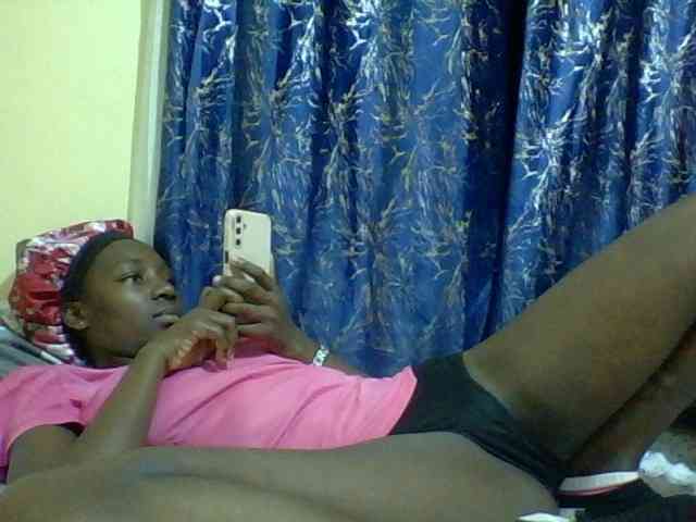 Model: Sweetebonny