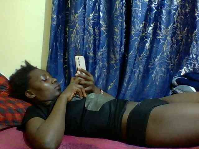 Sweetebonny webcam