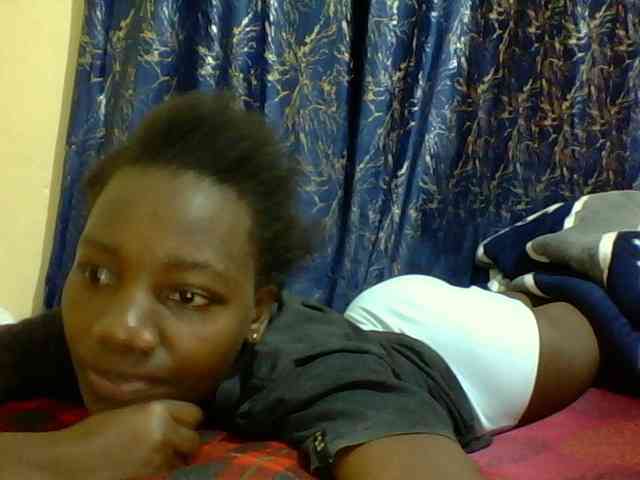 Sweetebonny webcam