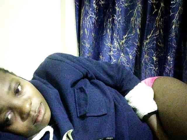 Sweetebonny webcam