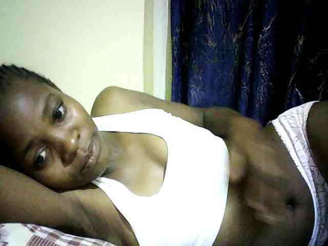 Sweetebonny webcam