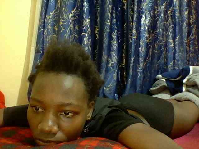 Sweetebonny webcam