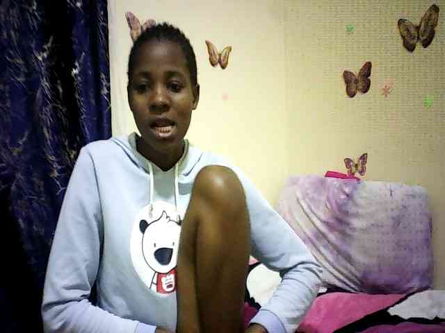 Sweetebonny webcam