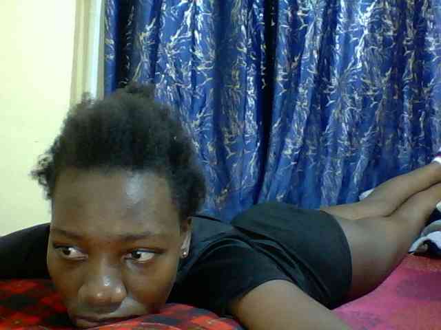 Sweetebonny webcam