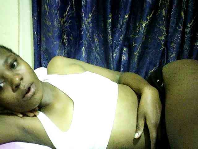 Sweetebonny webcam