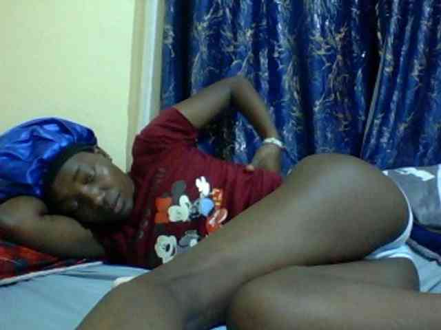 Sweetebonny webcam