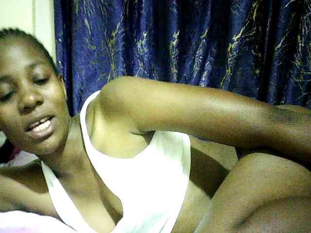 Sweetebonny webcam
