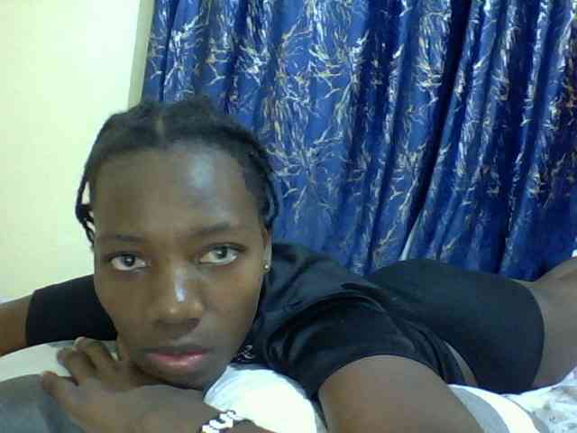 Sweetebonny webcam