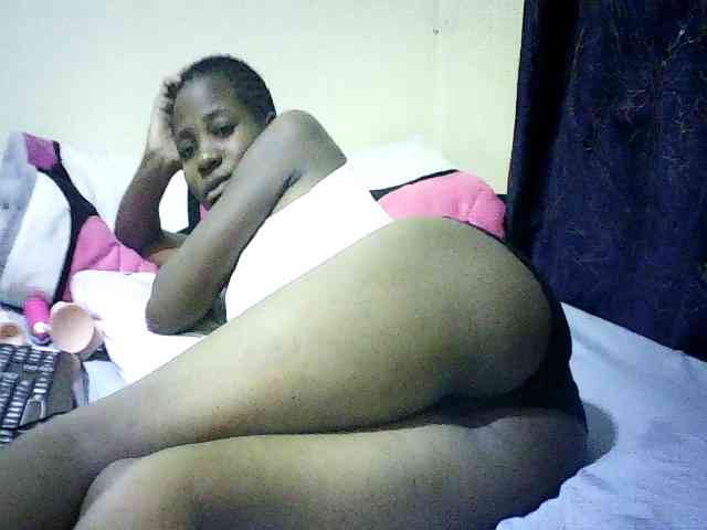 Sweetebonny webcam