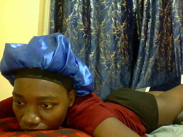 Sweetebonny webcam