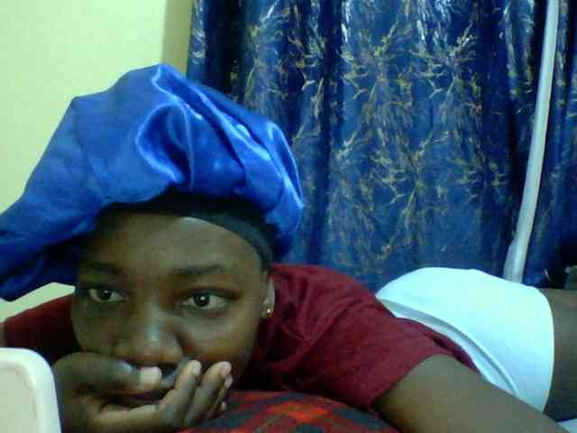 Sweetebonny webcam