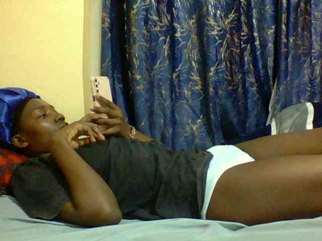 Sweetebonny webcam