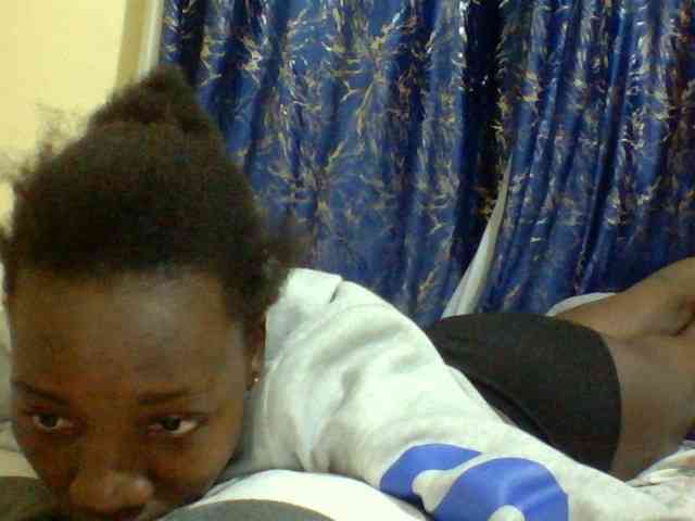 Sweetebonny Live Webcam on BongaCams