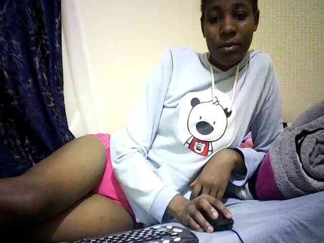 Sweetebonny webcam