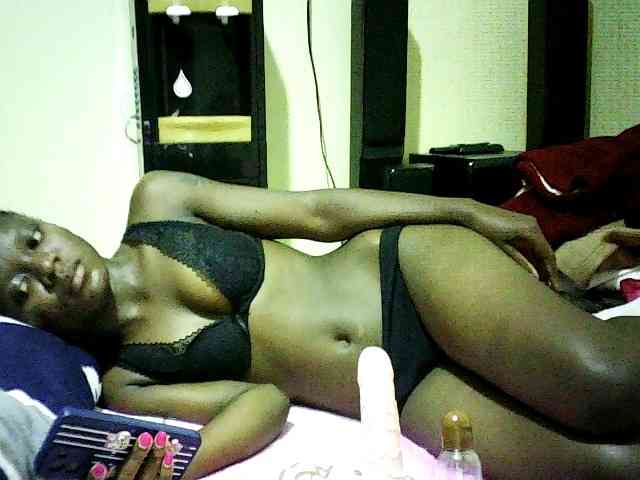 Sweetebonny webcam