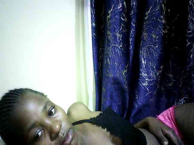 Sweetebonny webcam