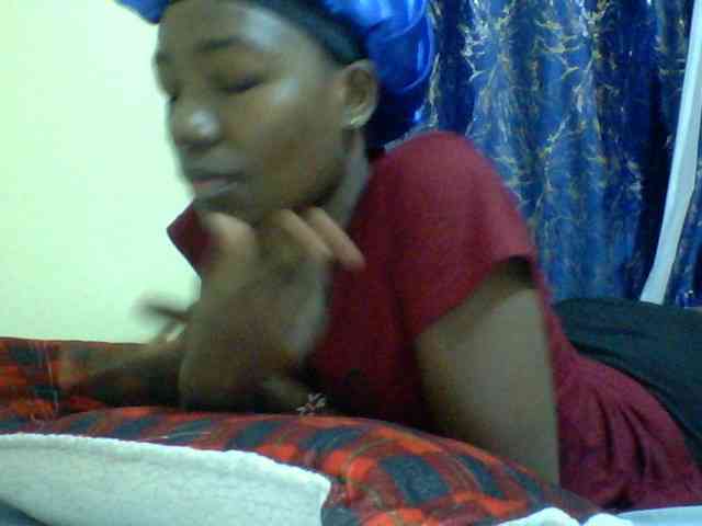 Sweetebonny webcam
