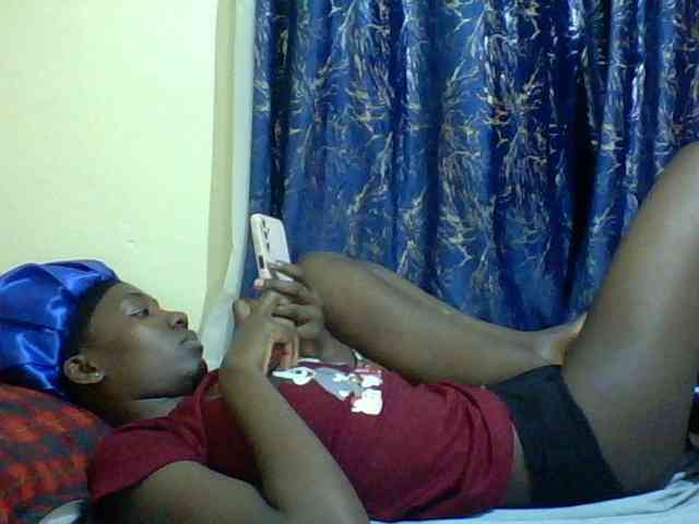 Sweetebonny webcam