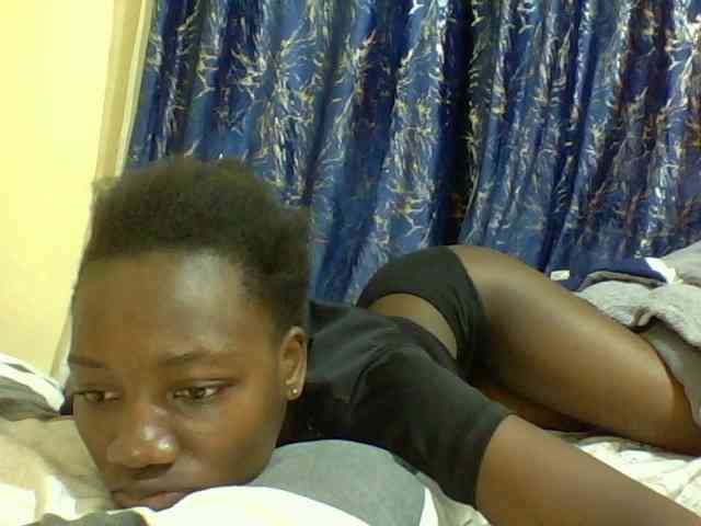 Sweetebonny webcam