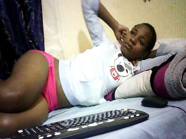 Sweetebonny webcam