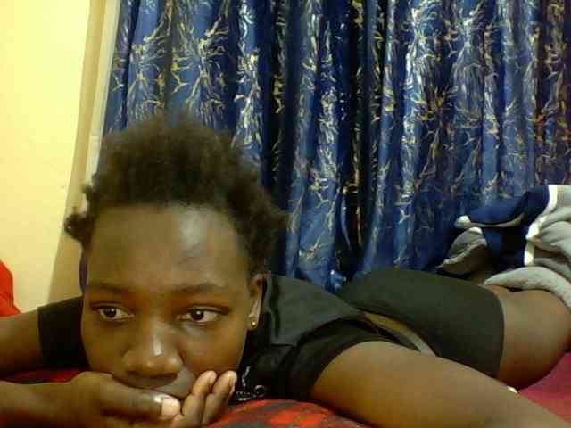 Sweetebonny webcam
