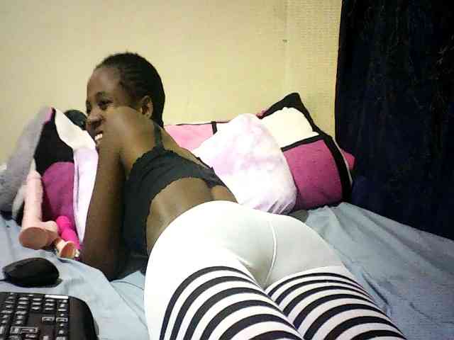 Sweetebonny webcam