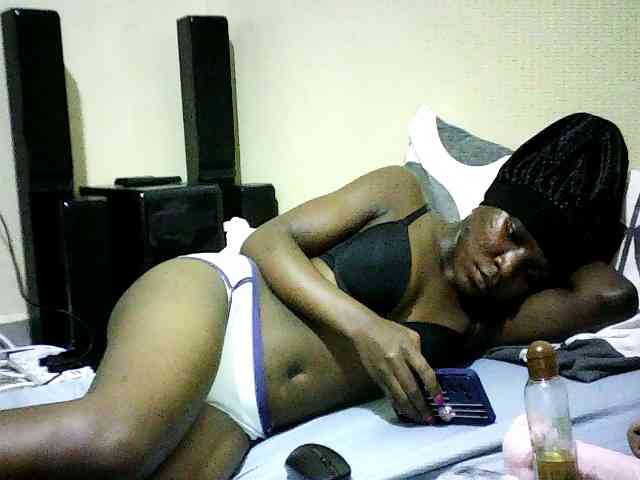 Sweetebonny webcam