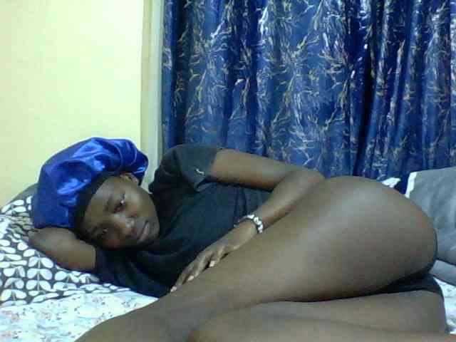 Sweetebonny webcam