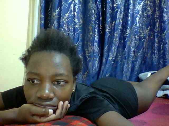 Sweetebonny webcam