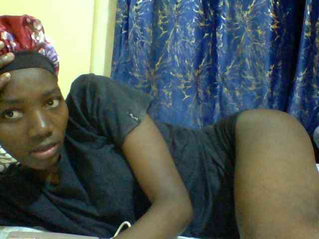 Sweetebonny webcam