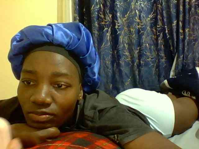 Sweetebonny webcam