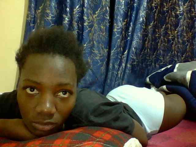 Sweetebonny webcam
