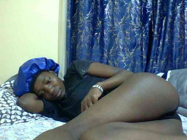 Sweetebonny webcam