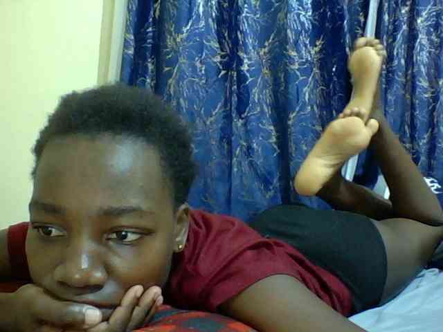 Sweetebonny webcam