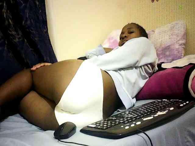 Sweetebonny webcam