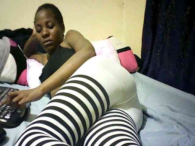 Sweetebonny webcam