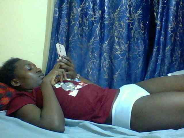 Sweetebonny webcam